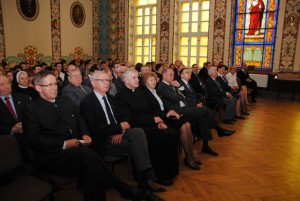 wyróżnienie I LO dla osob szczegolnie zasluzonych 1